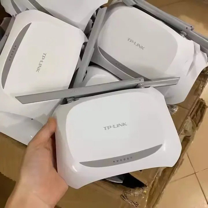 TP-Link Used Wi-Fi Router TL-WR840N and TL-WR841N Double Antenna in Excellent condition